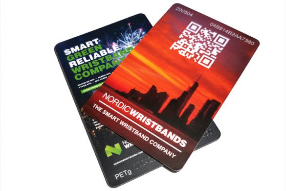 Carte PET-G avec finition mate